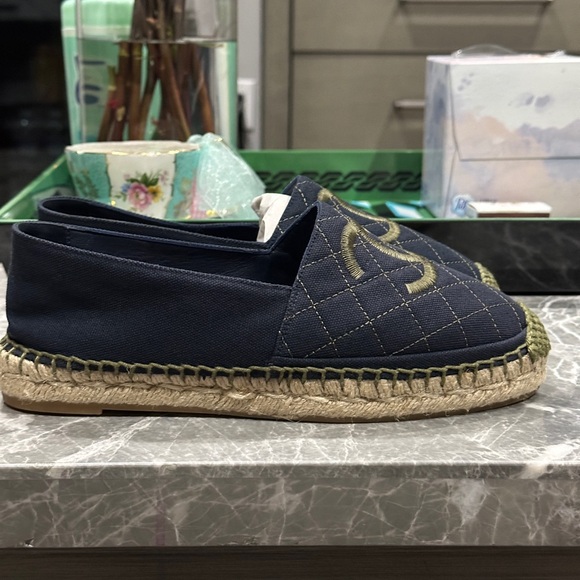 CHANEL Quilted Navy and Gold Espadrilles - Picture 2 of 10